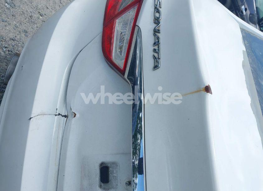 Photo 6 of 2013 Hyundai Sonata SE (VIN 5NPEC4AC6DH630112)