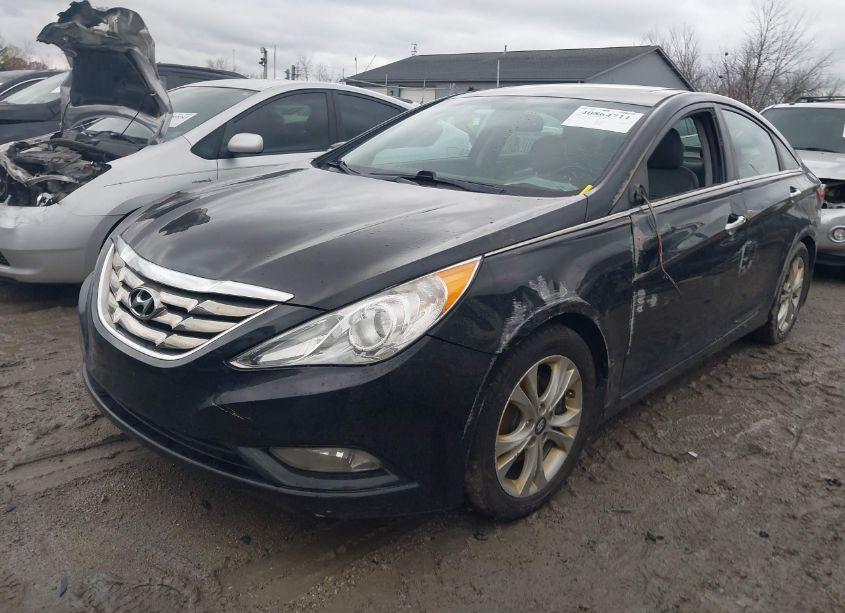 Photo 2 of 2013 Hyundai Sonata LIMITED (VIN 5NPEC4AC6DH635164)