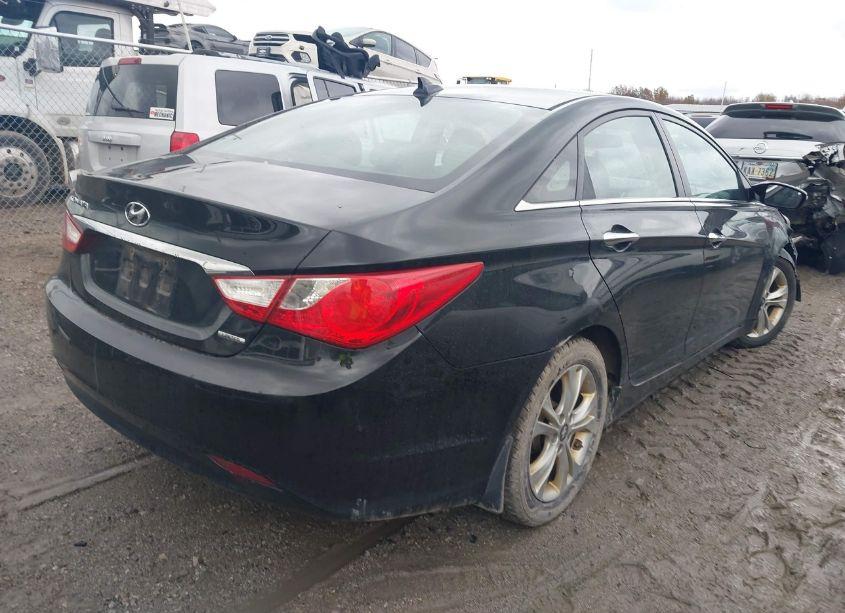 Photo 4 of 2013 Hyundai Sonata LIMITED (VIN 5NPEC4AC6DH635164)