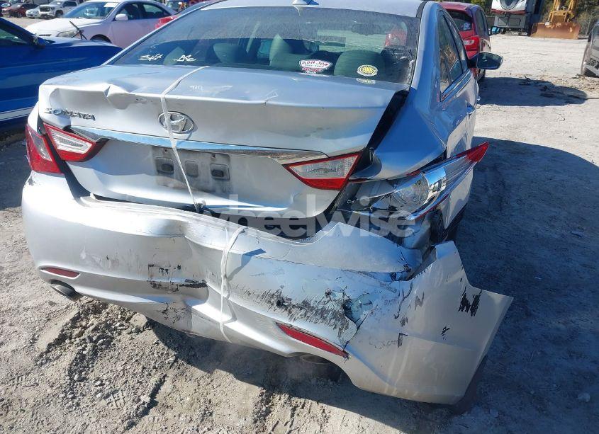 Photo 6 of 2013 Hyundai Sonata SE (VIN 5NPEC4AC6DH660095)