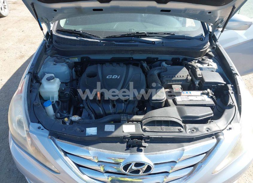 Photo 10 of 2013 Hyundai Sonata SE (VIN 5NPEC4AC6DH661750)