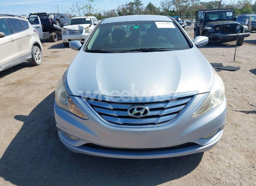 Photo 12 of 2013 Hyundai Sonata SE (VIN 5NPEC4AC6DH661750)