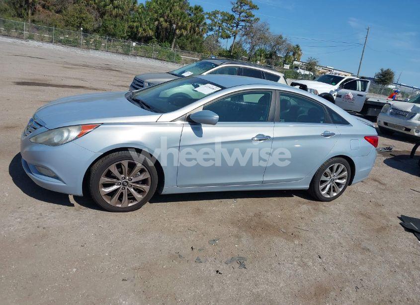 Photo 14 of 2013 Hyundai Sonata SE (VIN 5NPEC4AC6DH661750)