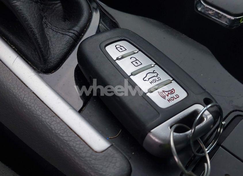 Photo 11 of 2013 Hyundai Sonata SE (VIN 5NPEC4AC6DH742005)