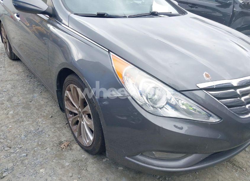 Photo 6 of 2013 Hyundai Sonata SE (VIN 5NPEC4AC6DH742005)
