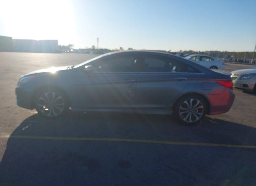 Photo 14 of 2014 Hyundai Sonata SE (VIN 5NPEC4AC6EH865580)