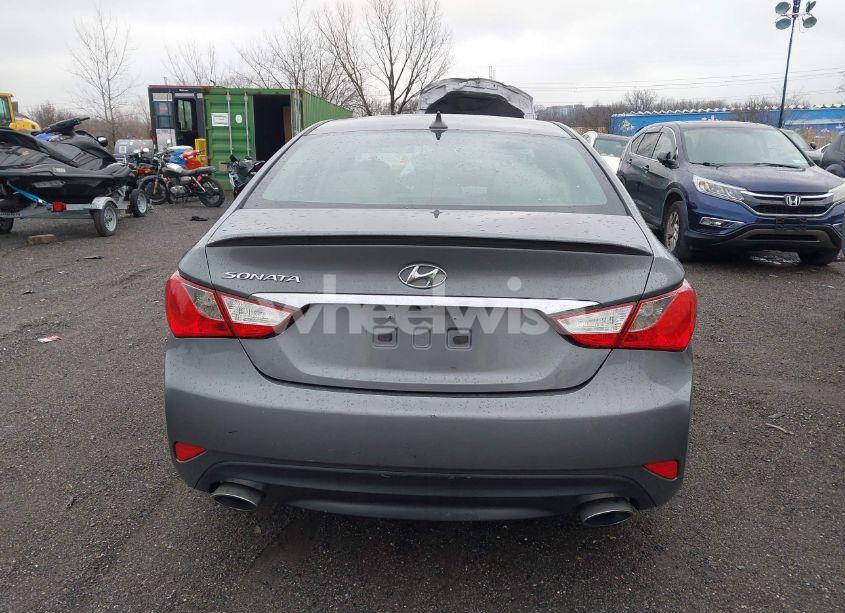 Photo 16 of 2014 Hyundai Sonata SE (VIN 5NPEC4AC6EH910453)