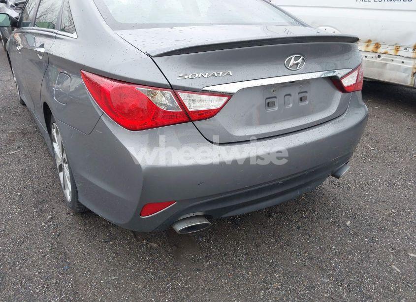 Photo 17 of 2014 Hyundai Sonata SE (VIN 5NPEC4AC6EH910453)