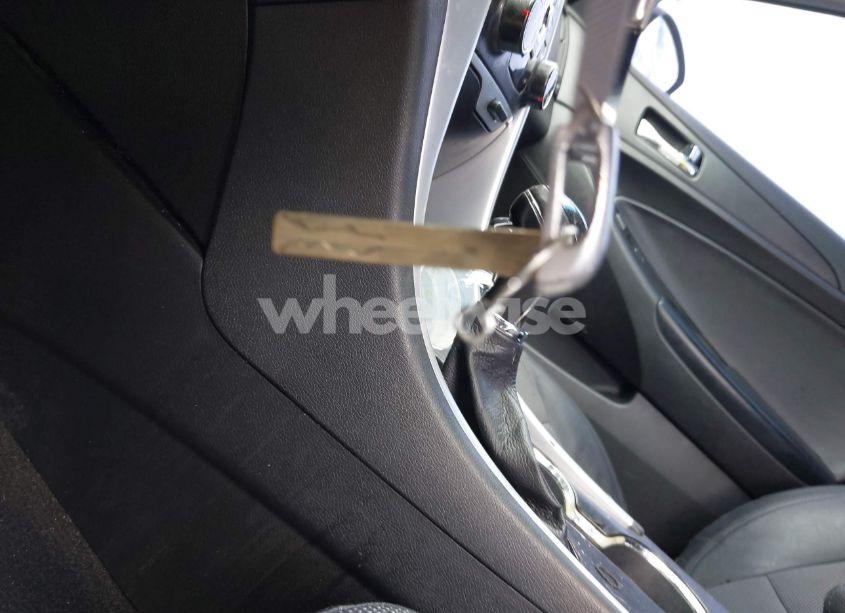 Photo 11 of 2011 Hyundai Sonata SE (VIN 5NPEC4AC7BH013671)