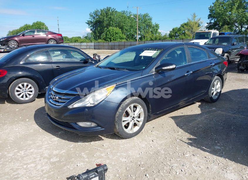 Photo 2 of 2011 Hyundai Sonata LIMITED (VIN 5NPEC4AC7BH018000)