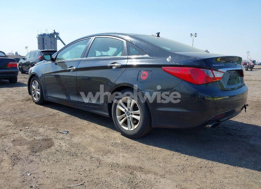 Photo 3 of 2011 Hyundai Sonata SE (VIN 5NPEC4AC7BH090105)