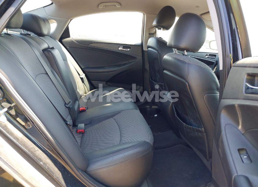 Photo 8 of 2011 Hyundai Sonata SE (VIN 5NPEC4AC7BH090105)