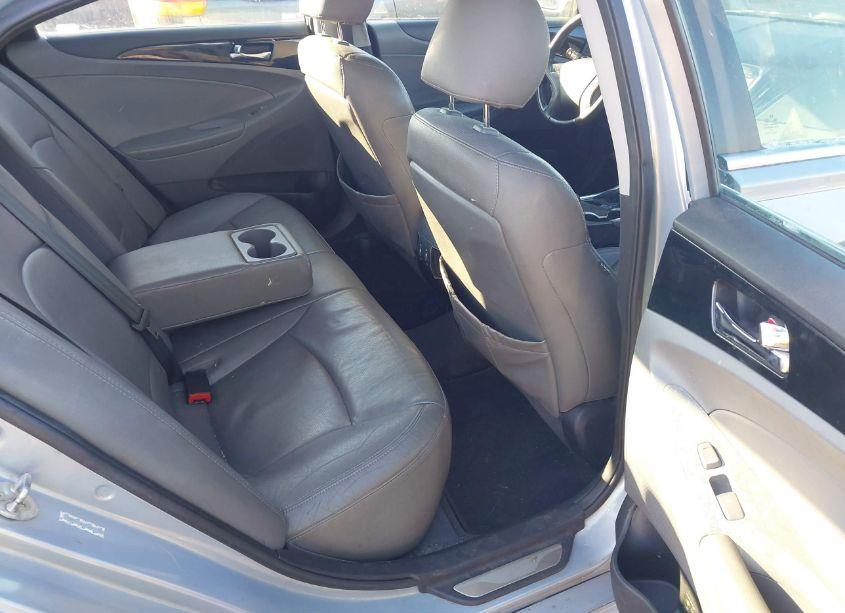 Photo 8 of 2011 Hyundai Sonata LIMITED (VIN 5NPEC4AC7BH111339)