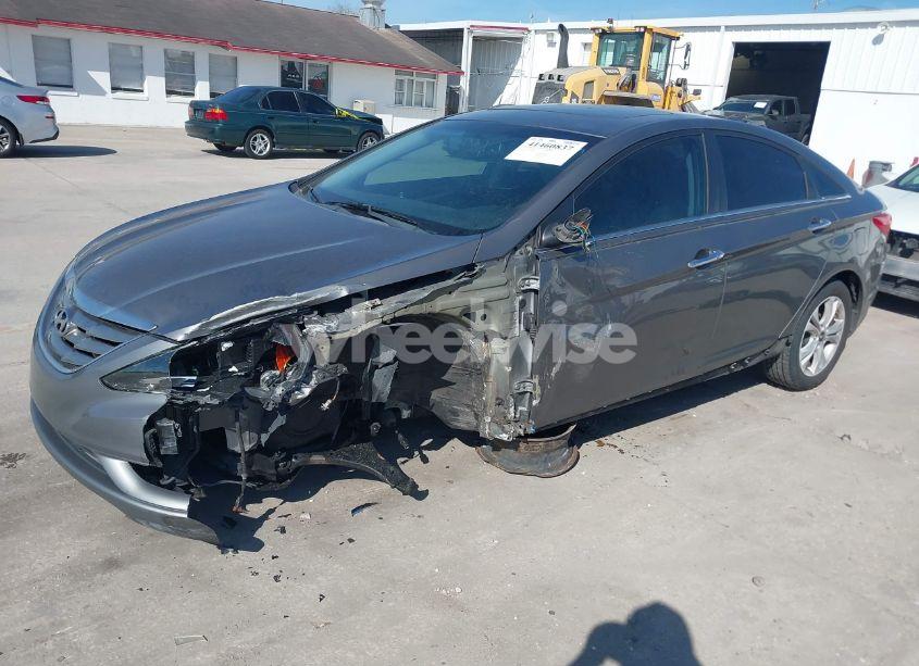 Photo 2 of 2011 Hyundai Sonata LIMITED (VIN 5NPEC4AC7BH116606)