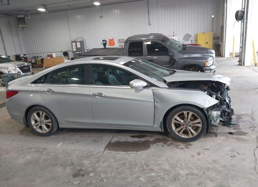 Photo 13 of 2011 Hyundai Sonata LIMITED (VIN 5NPEC4AC7BH155275)