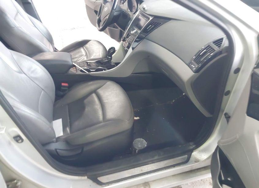 Photo 5 of 2011 Hyundai Sonata LIMITED (VIN 5NPEC4AC7BH155275)