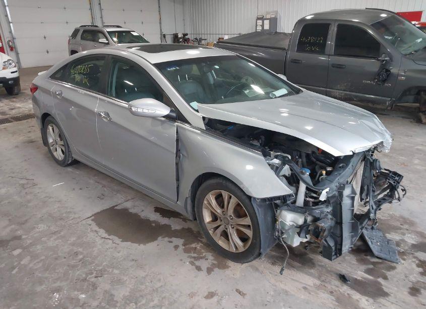 Photo 6 of 2011 Hyundai Sonata LIMITED (VIN 5NPEC4AC7BH155275)