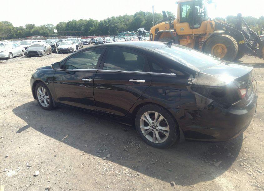 Photo 3 of 2011 Hyundai Sonata LIMITED (VIN 5NPEC4AC7BH186753)