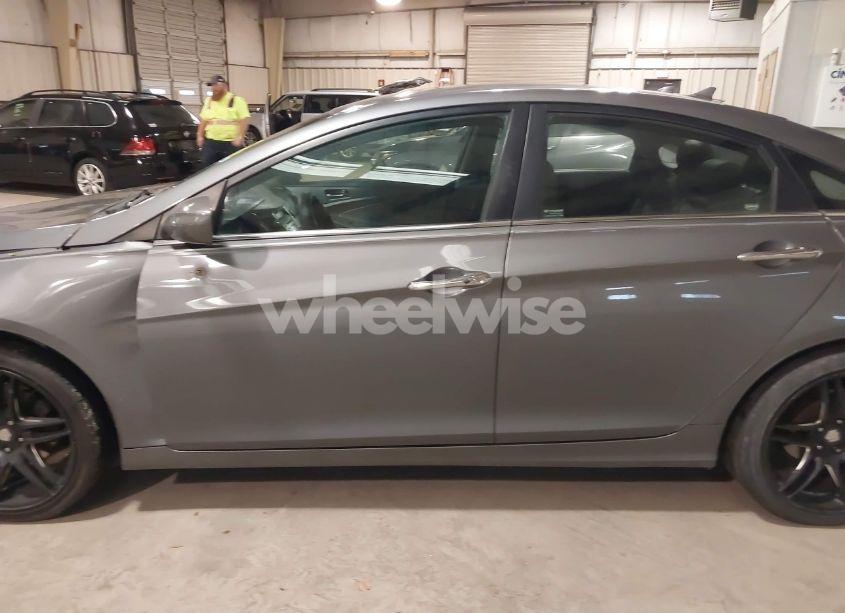 Photo 14 of 2011 Hyundai Sonata SE (VIN 5NPEC4AC7BH218987)