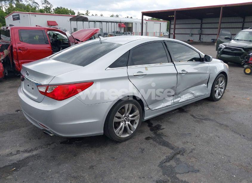 Photo 4 of 2011 Hyundai Sonata SE (VIN 5NPEC4AC7BH290756)