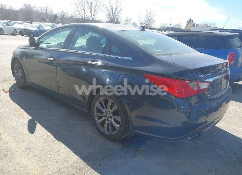 Photo 3 of 2012 Hyundai Sonata SE (VIN 5NPEC4AC7CH354117)