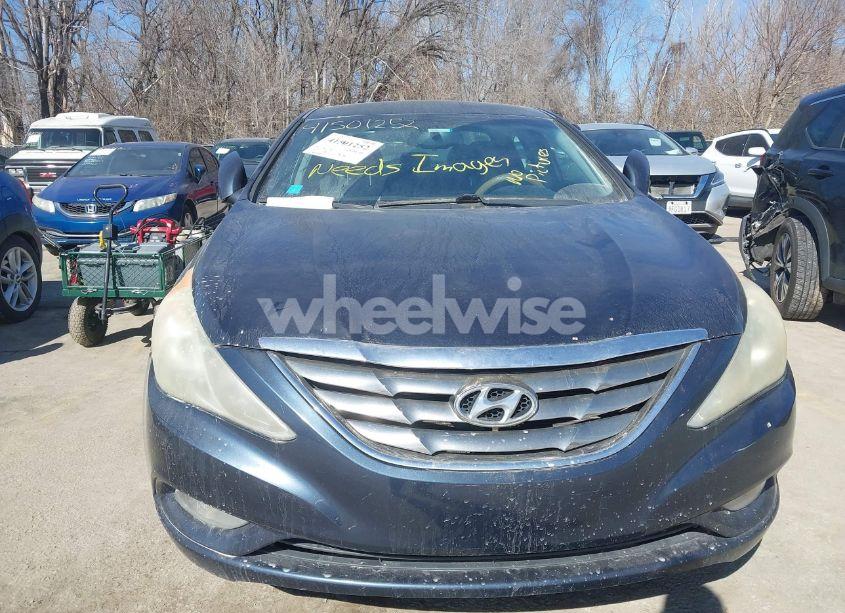 Photo 6 of 2012 Hyundai Sonata SE (VIN 5NPEC4AC7CH354117)