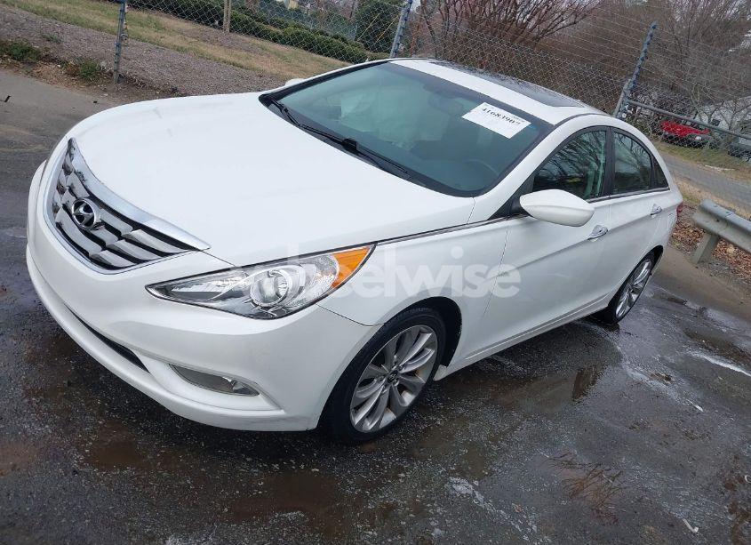 Photo 2 of 2012 Hyundai Sonata SE (VIN 5NPEC4AC7CH369460)