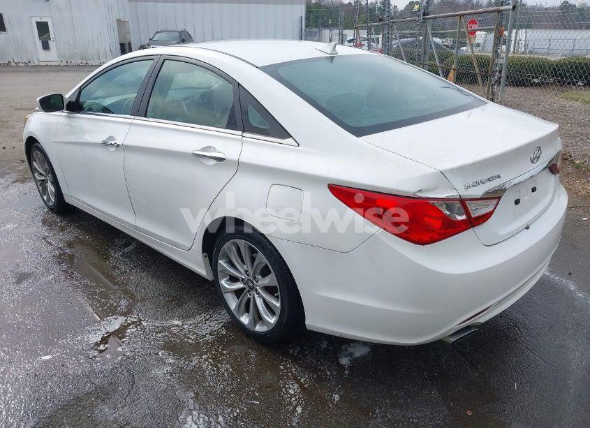 Photo 3 of 2012 Hyundai Sonata SE (VIN 5NPEC4AC7CH369460)