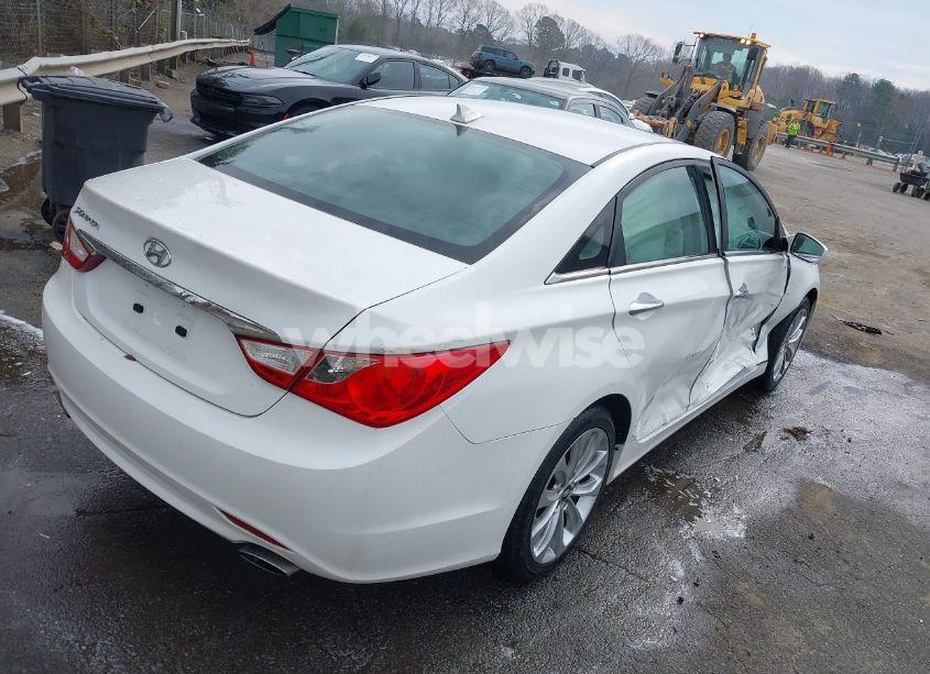 Photo 4 of 2012 Hyundai Sonata SE (VIN 5NPEC4AC7CH369460)