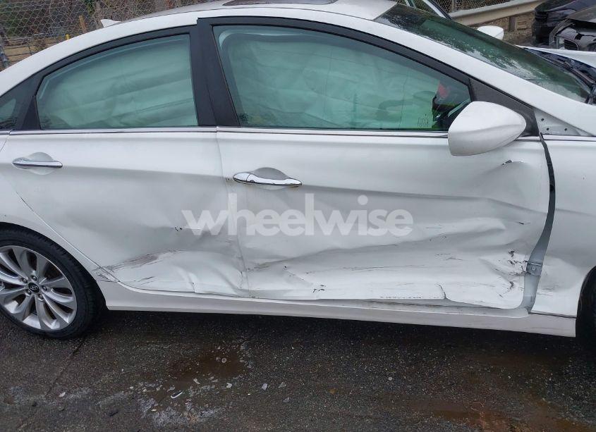 Photo 6 of 2012 Hyundai Sonata SE (VIN 5NPEC4AC7CH369460)