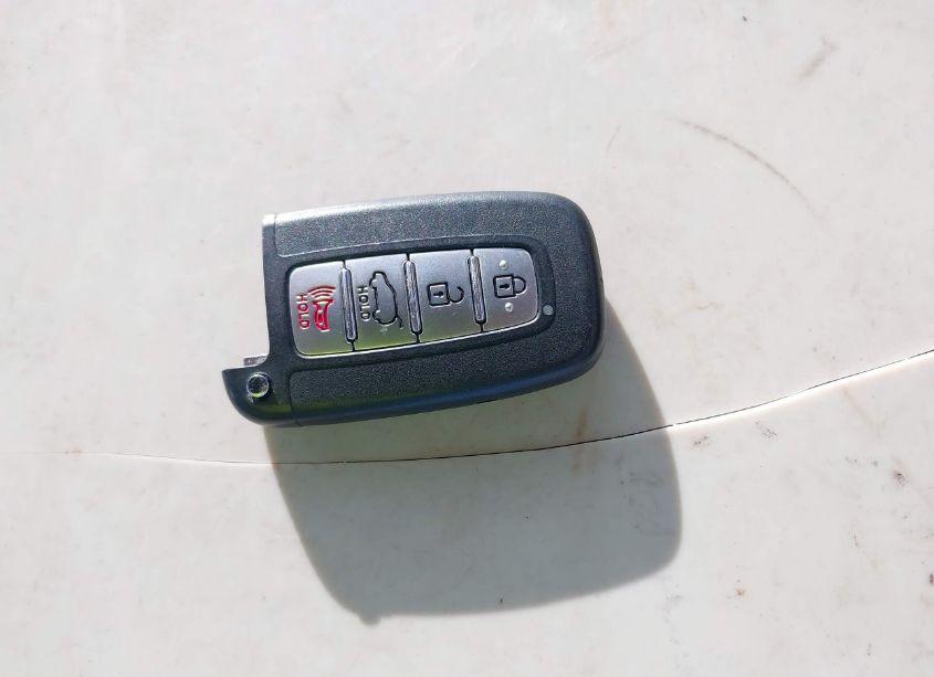 Photo 11 of 2012 Hyundai Sonata LIMITED (VIN 5NPEC4AC7CH372911)