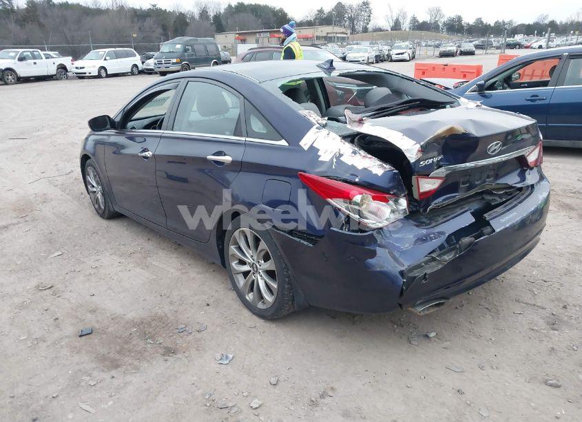 Photo 3 of 2012 Hyundai Sonata SE (VIN 5NPEC4AC7CH469381)
