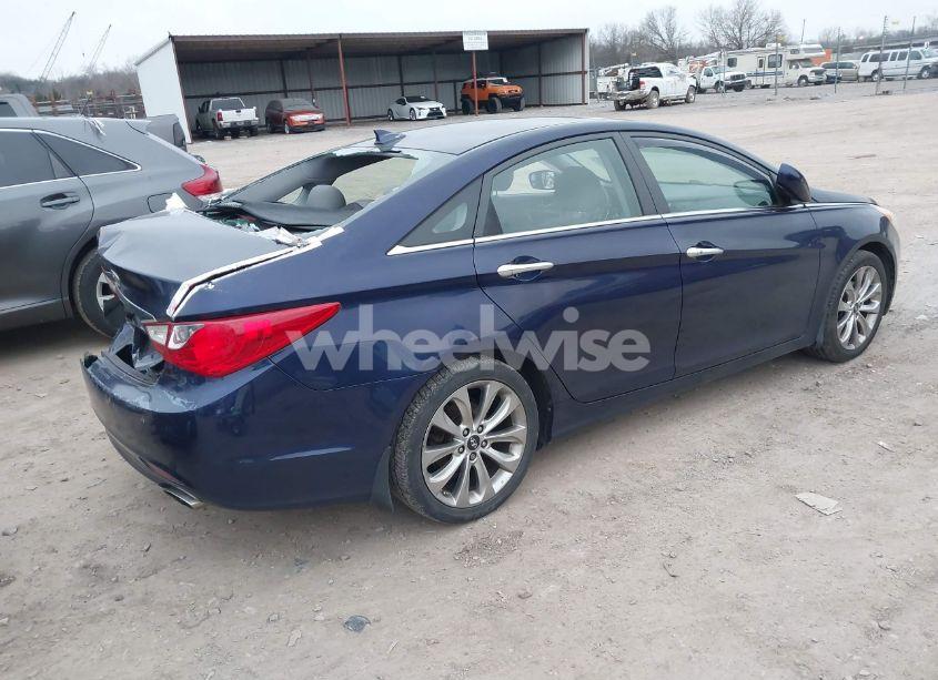 Photo 4 of 2012 Hyundai Sonata SE (VIN 5NPEC4AC7CH469381)