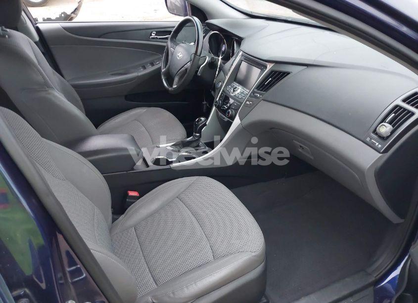 Photo 5 of 2012 Hyundai Sonata SE (VIN 5NPEC4AC7CH469381)