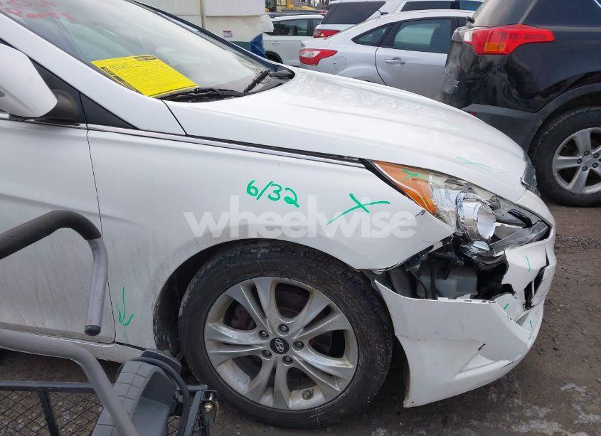 Photo 17 of 2013 Hyundai Sonata LIMITED (VIN 5NPEC4AC7DH562855)