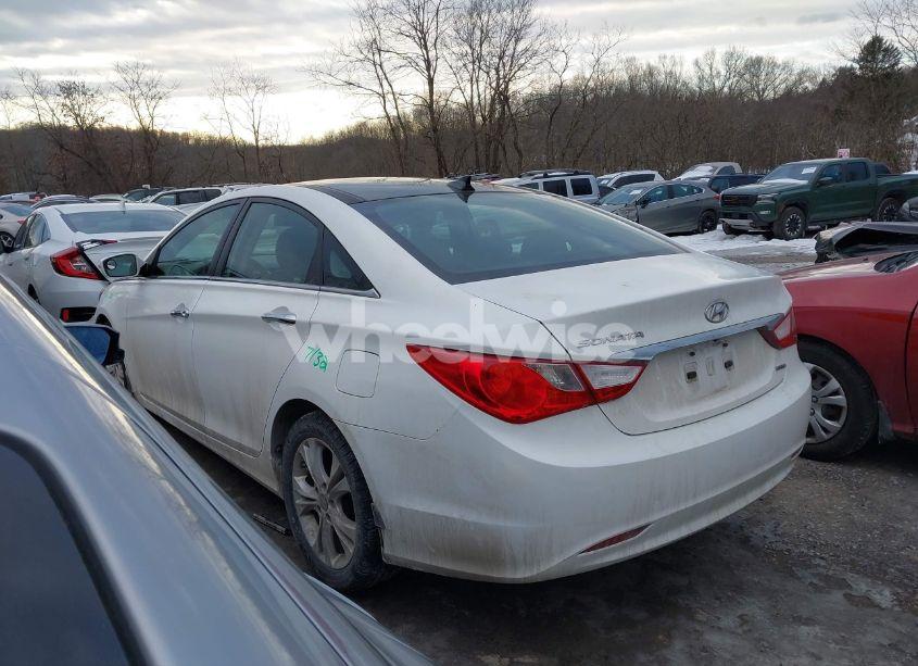 Photo 3 of 2013 Hyundai Sonata LIMITED (VIN 5NPEC4AC7DH562855)