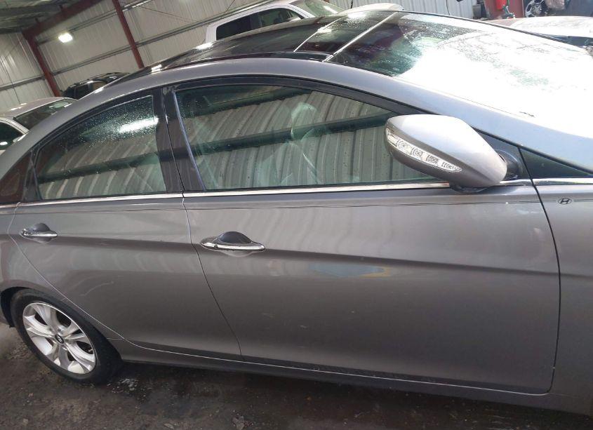 Photo 14 of 2013 Hyundai Sonata LIMITED (VIN 5NPEC4AC7DH566503)