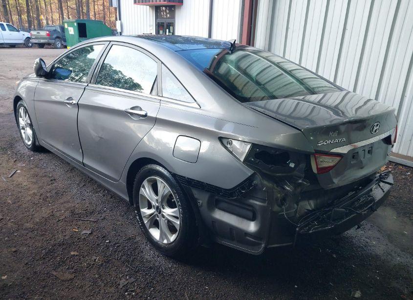 Photo 3 of 2013 Hyundai Sonata LIMITED (VIN 5NPEC4AC7DH566503)