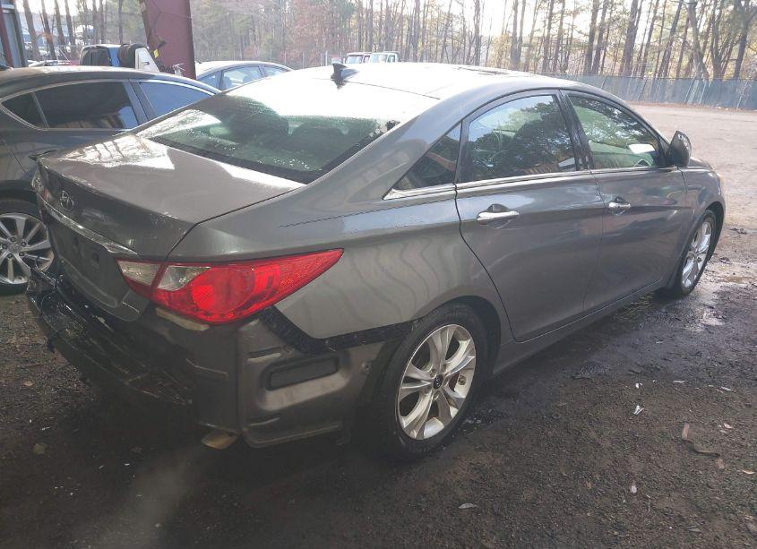 Photo 4 of 2013 Hyundai Sonata LIMITED (VIN 5NPEC4AC7DH566503)