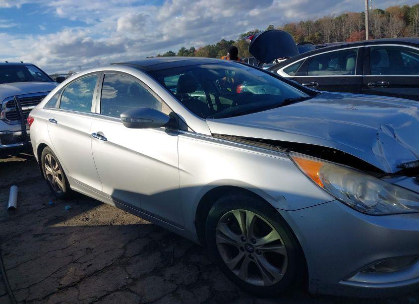 Photo 13 of 2013 Hyundai Sonata LIMITED (VIN 5NPEC4AC7DH610418)