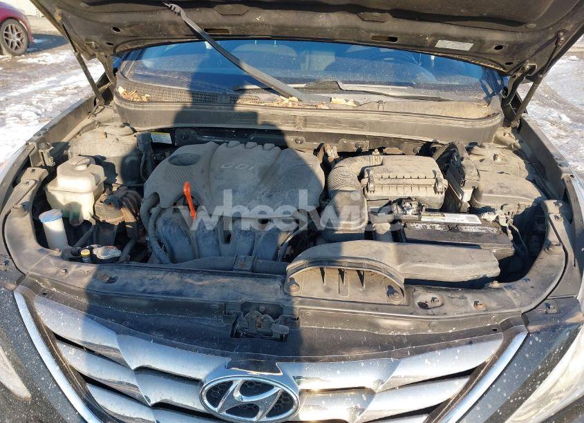 Photo 10 of 2013 Hyundai Sonata SE (VIN 5NPEC4AC7DH620768)