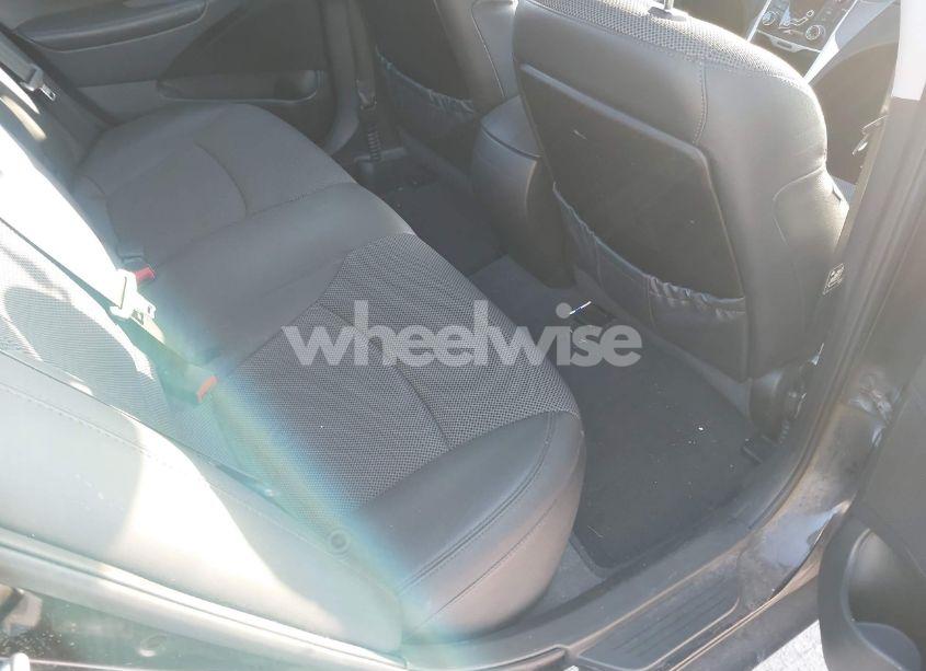 Photo 8 of 2013 Hyundai Sonata SE (VIN 5NPEC4AC7DH620768)