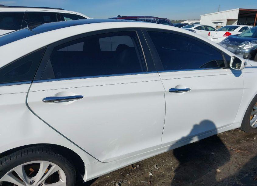 Photo 13 of 2013 Hyundai Sonata LIMITED (VIN 5NPEC4AC7DH630975)