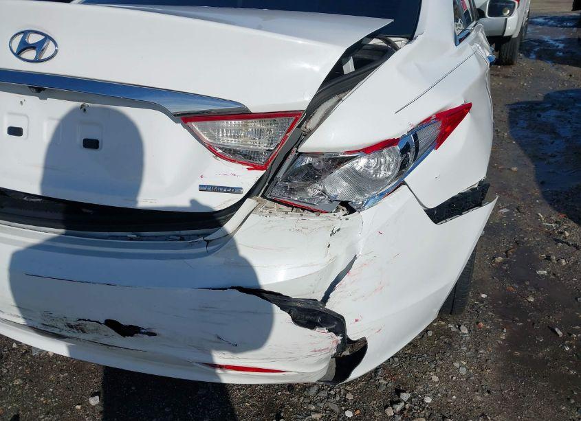 Photo 17 of 2013 Hyundai Sonata LIMITED (VIN 5NPEC4AC7DH630975)