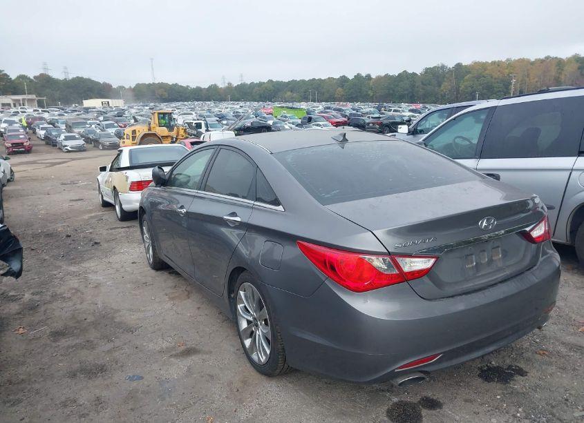 Photo 3 of 2013 Hyundai Sonata SE/LIMITED (VIN 5NPEC4AC7DH636713)