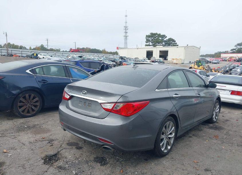Photo 4 of 2013 Hyundai Sonata SE/LIMITED (VIN 5NPEC4AC7DH636713)