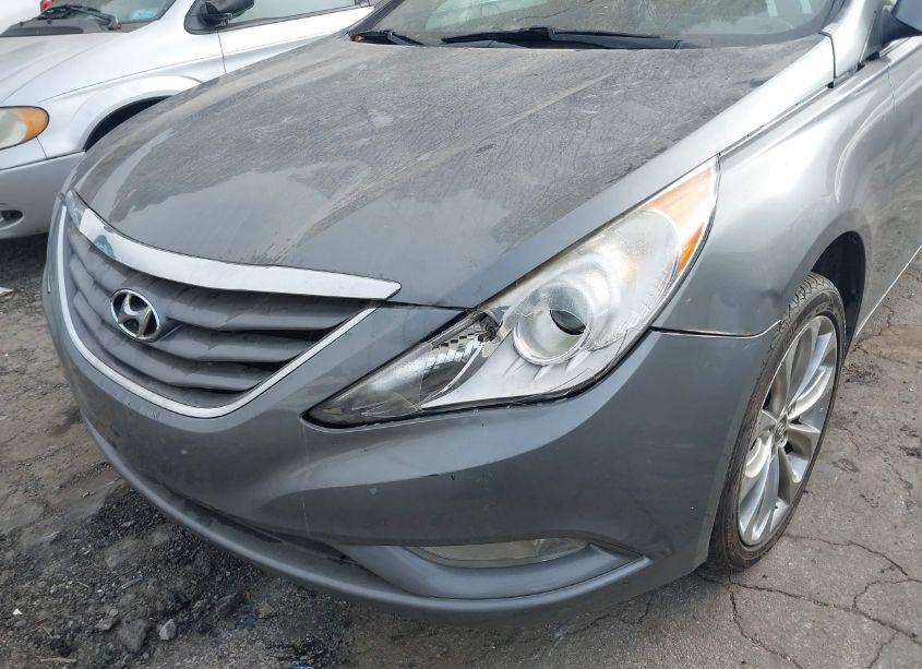 Photo 6 of 2013 Hyundai Sonata SE/LIMITED (VIN 5NPEC4AC7DH636713)