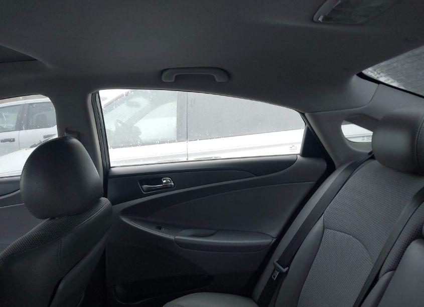 Photo 8 of 2013 Hyundai Sonata SE/LIMITED (VIN 5NPEC4AC7DH636713)