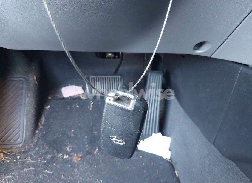 Photo 11 of 2013 Hyundai Sonata SE (VIN 5NPEC4AC7DH665659)