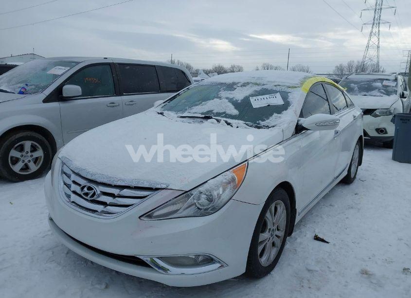 Photo 2 of 2013 Hyundai Sonata LIMITED (VIN 5NPEC4AC7DH692540)